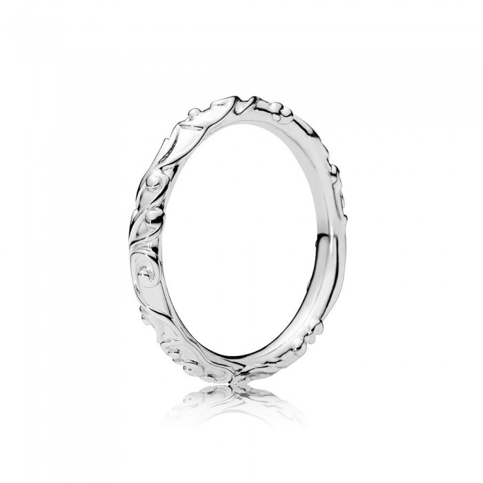 Pandora Ring Regal Beauty